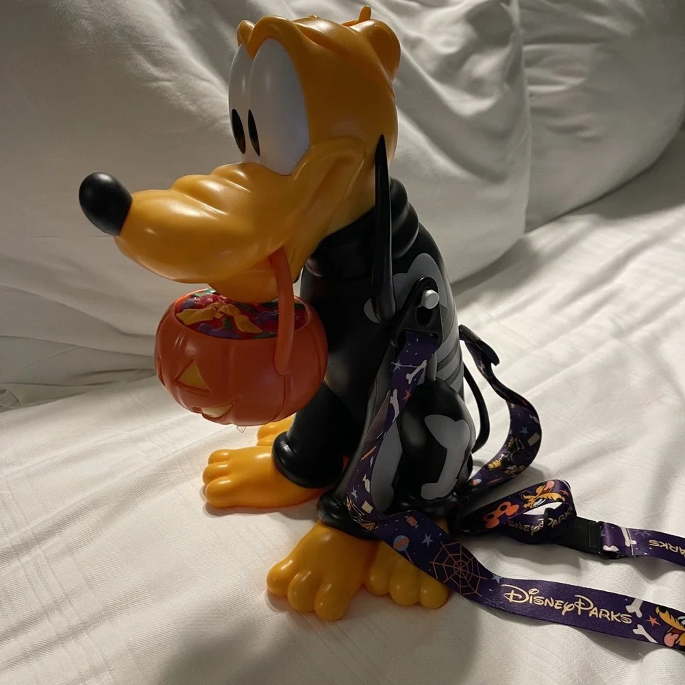 Disney‎ Parks 2025 Halloween Pluto Skeleton Sipper New Glows and Lights Up